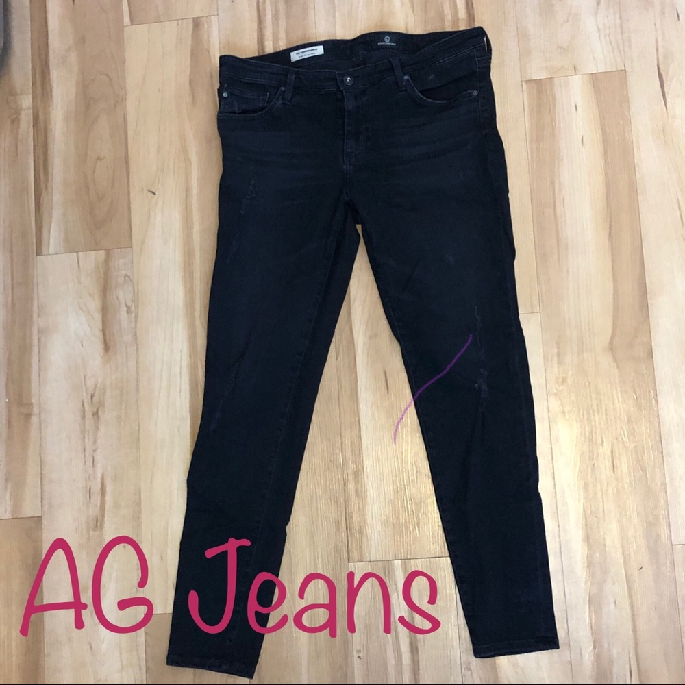 AG: Black/Dk-gray “Legging Ankle” Slight Distress